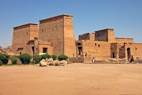 Aswan Day Tour: Philae Temple, High Dam & Unfinished Obelisk - Image 4